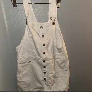 American Eagle White Button-Up Overalls
